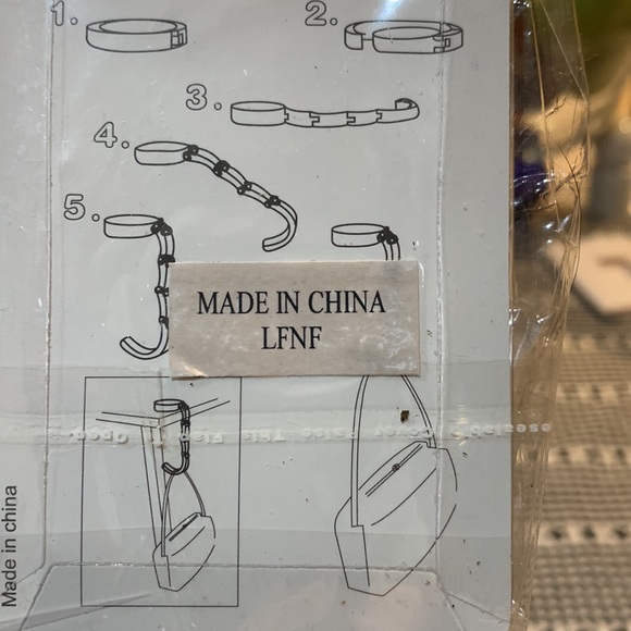 Foldable handbag hook green background with crystal piece sign - Picture 3 of 3